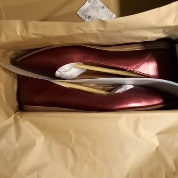 Lucky Brand Sugar Red Bethysa Leather Ballet Flat - Picture 5 of 5